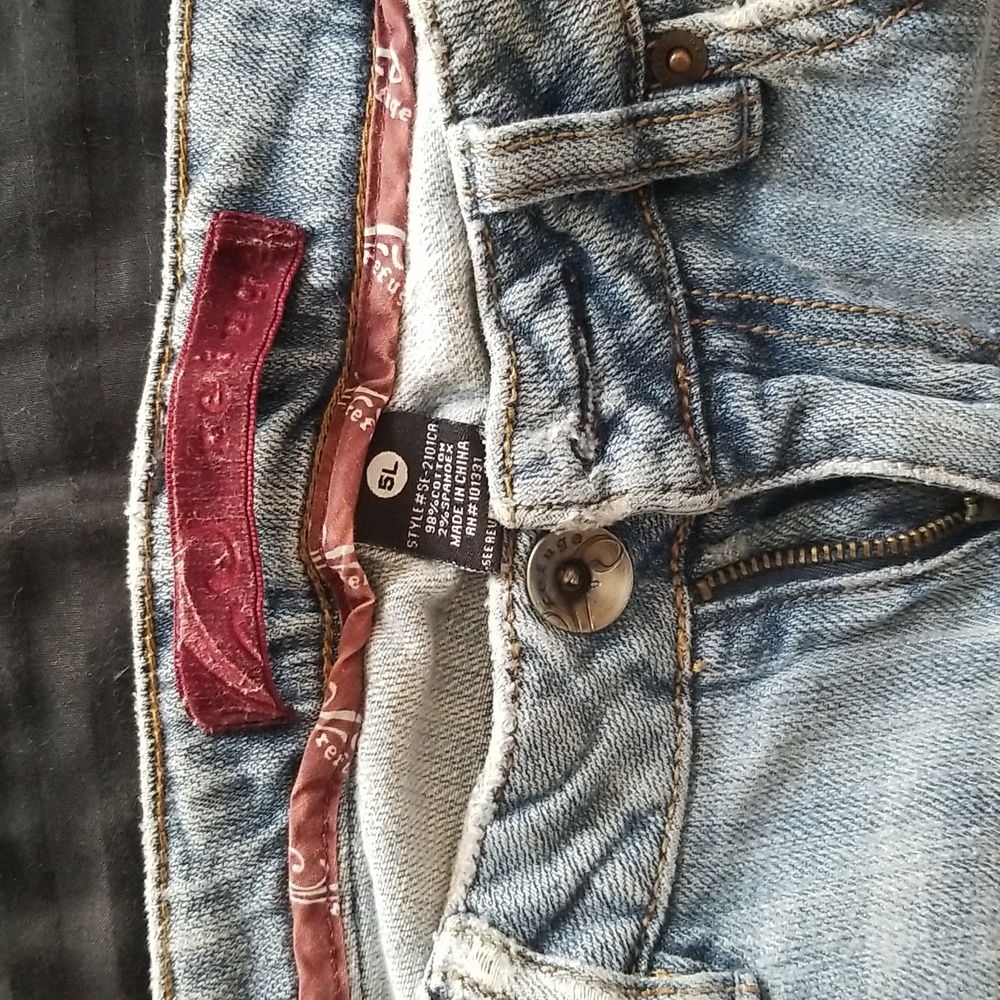 Jeans